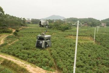 穿梭機(jī)高空行走送包裹！茂名試水全國(guó)首條智慧物流快線(xiàn)