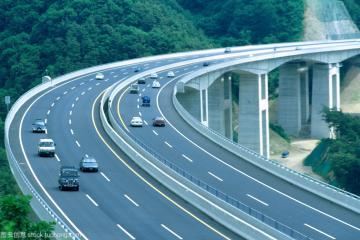 國(guó)六排放標(biāo)準(zhǔn)實(shí)施 物流企業(yè)有道關(guān)要過