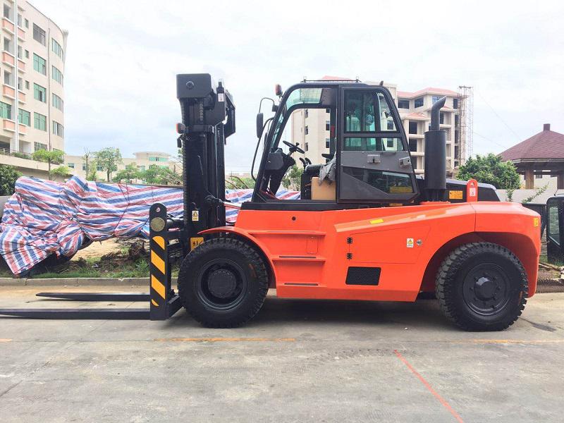 13.5噸叉車(chē) 13.5噸叉車(chē)價(jià)格 13.5噸叉車(chē)制造商廠(chǎng)家