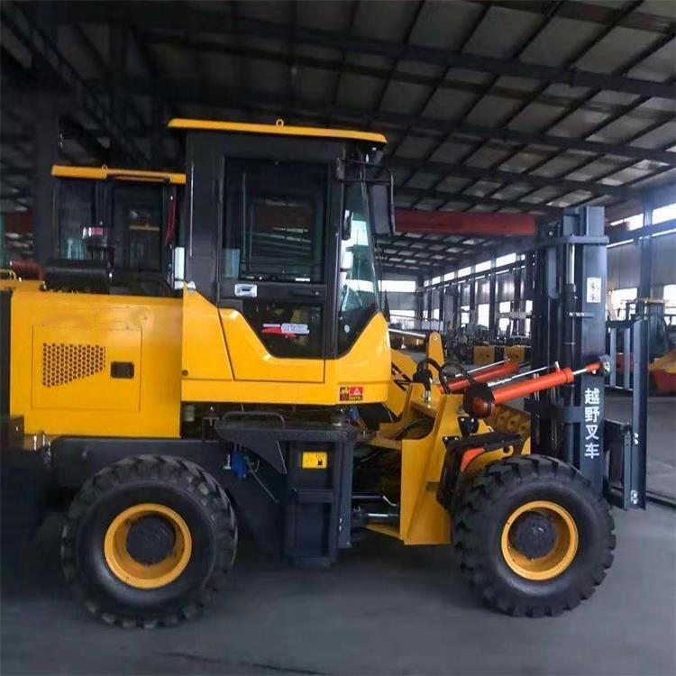   廠家直銷加后配重越野叉車 工地實心胎越野叉車 內燃式升降推高車